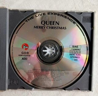 CD Queen Merry Christmas