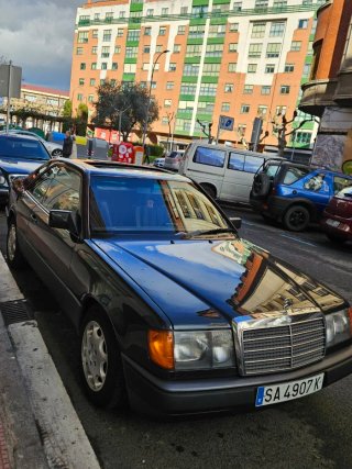 Mercedes-Benz Clase E 1989