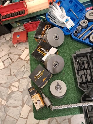 Tassellatore 3000W con set frese