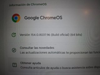 Acer portátil pequeño negro