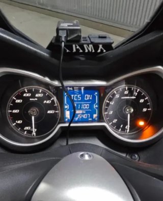 Yamaha Xmax 300 2019. 15.000 km