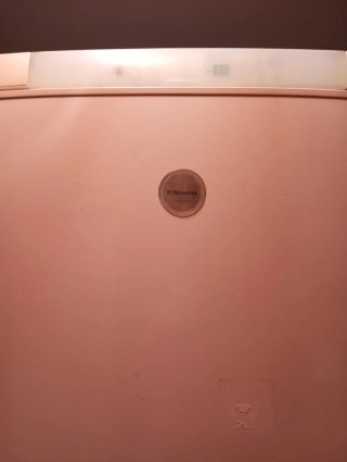 Nevera Electrolux blanca