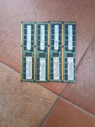 4x 8GB DDR3 RAM Samsung