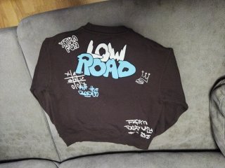 Sudadera marrón con estampado gráfico talla 9-10