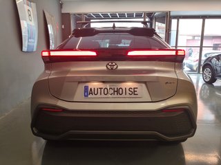 Toyota C-HR 2024