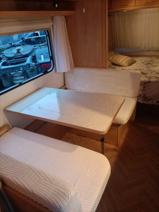 Caravana Bürstner 490 TK Avantgarde