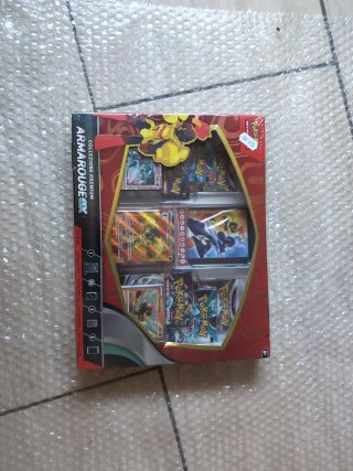 Collezione Premium Pokémon Armarouge ex