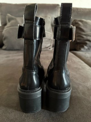 Botines Zara Talla 36 Negros con Hebilla