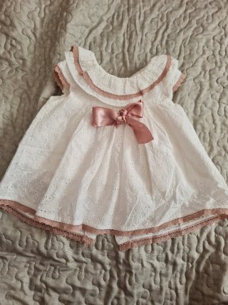 Blusa branca 18 meses com laço
