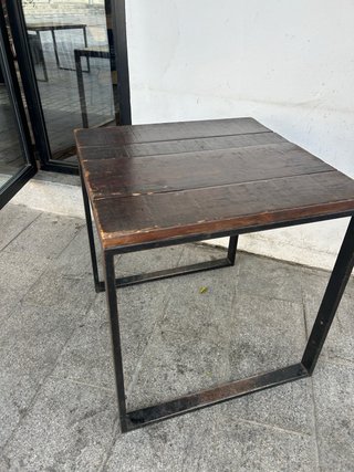 Mesas de Bar de Madera y Metal