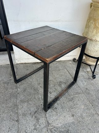 Mesas de Bar de Madera y Metal