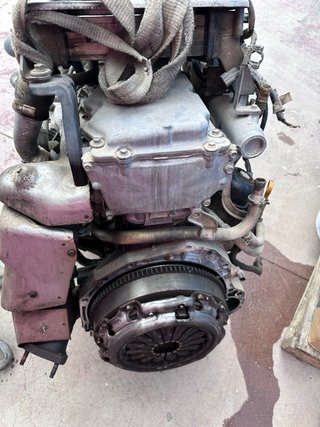 Motor Nissan YD25 Navara Despiece