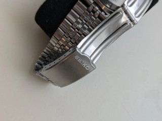 Reloj Seiko Automático Negro y Plateado