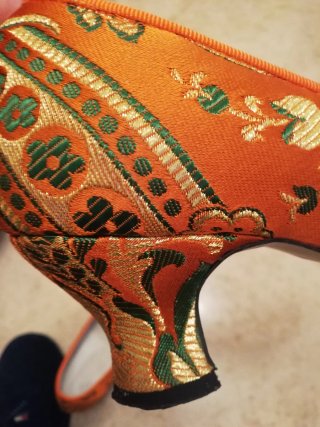 Traje de Fallera Tradicional Valenciana