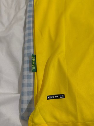 Camiseta de futbol brasil retro.
