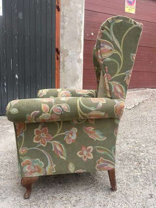 Sillón de lectura estampado