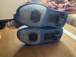 Zapatos con ruedas jiandian