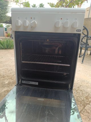 Cocina Eléctrica con Vitrocerámica y Horno