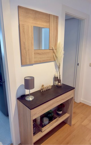 Mueble recibidor con espejo