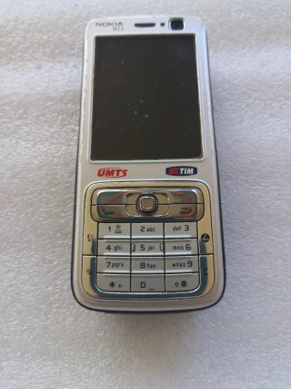 Nokia N73