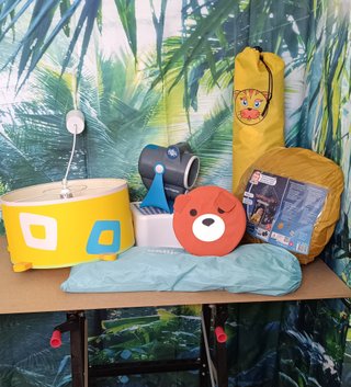 Lote de artículos infantiles