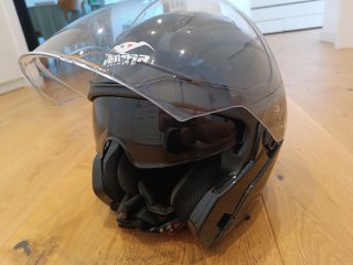 Casco de moto negro talla S