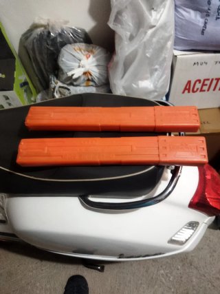 2 Triángulos de Emergencia Audi