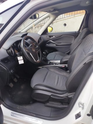 Opel Zafira Tourer 2014