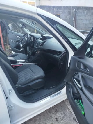 Opel Zafira Tourer 2014