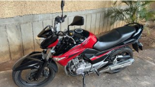 Suzuki Inazuma 250cc Naked