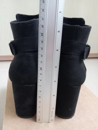 Botines de Tacón Negros Bershka Talla 36