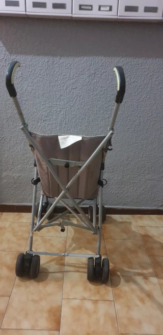 Silla de paseo ligera plegable
