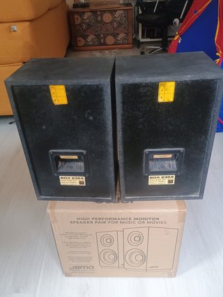 Altavoces Grundig BOX 235 E