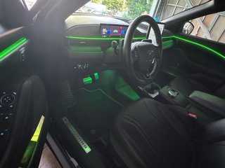 Mustang Mach-E premium bat. extendida
