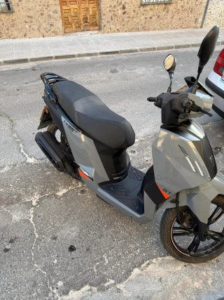 Scooter Peugeot Tweet 50