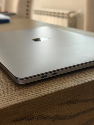 MacBook Pro 13” 2016 i7 16GB 512GB Touch Bar