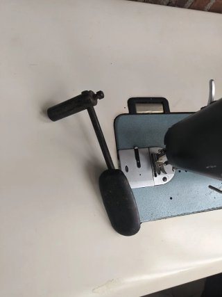 Máquina industrial de coser