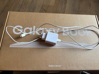 Portátil Samsung Galaxy Book4