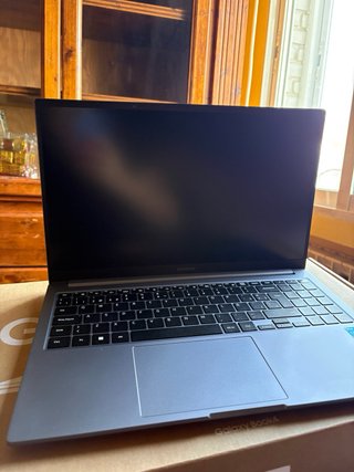 Portátil Samsung Galaxy Book4
