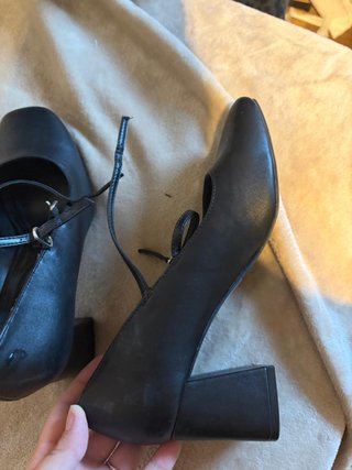 Zapatos de tacón negros Primark talla 40