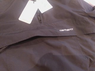 Cazadora Carhartt Negra Talla XS con polar dentro
