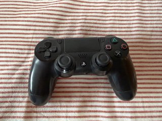 Consola PlayStation 4 (PS4) con 2 Mandos