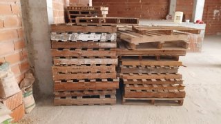Lote de Palets de Madera