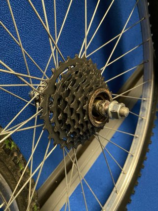 Ruedas traseras bici 26” con neumático