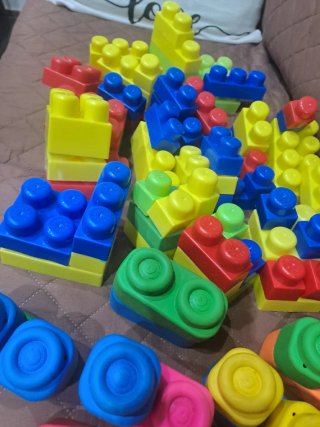 Mattoncini colorati per costruzioni