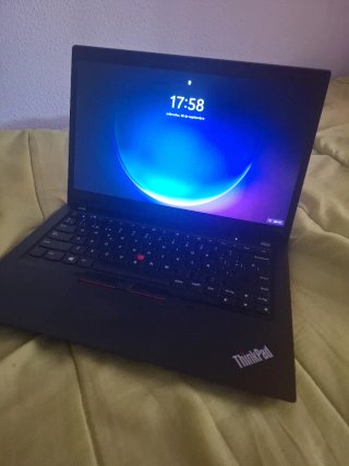 !!NEGOCIABLE¡¡ Portátil Lenovo Thinkpad T495s "14
