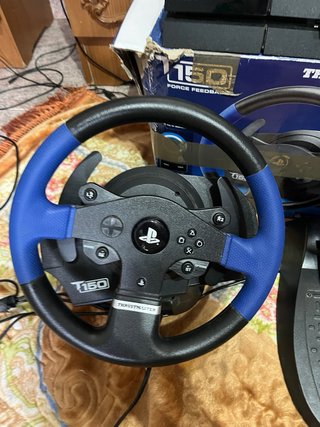 Pack PS4 + Volante Thrustmaster T150