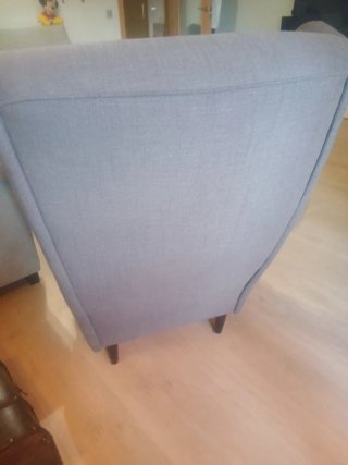 Sillón Orejero IKEA con Reposapiés