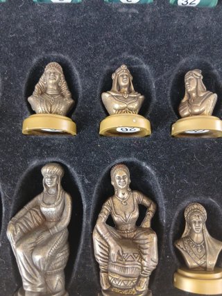 Ajedrez Colección Moros y Cristianos. Acero-bronce