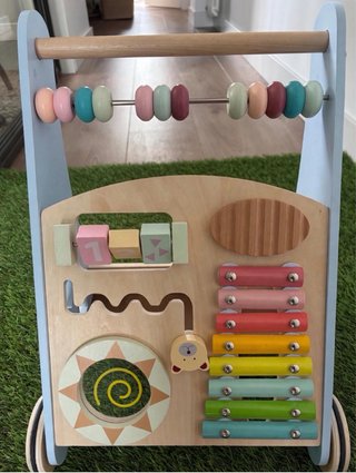Andador Montessori Madera Xilófono Cuentas